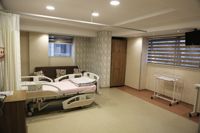 Contact Us postoperative patient room in gynecology clinic in istanbul, turkey